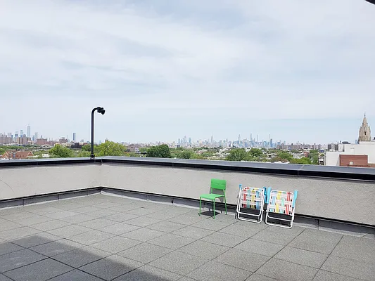 Rented by Sunshine Management Group, LLC | media 11