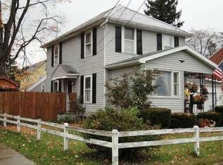 403 Oakland Ave, Grove City, PA 16127