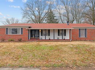 1589 Matlock Dr, Florissant, MO 63031