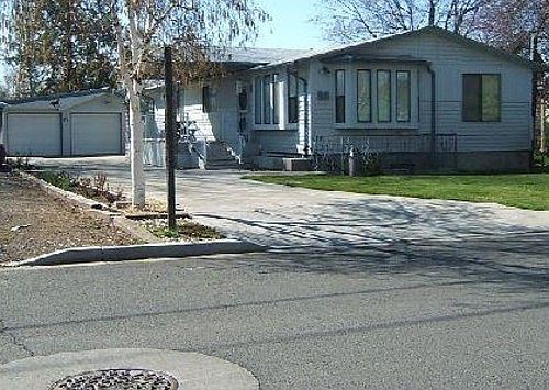 1st image of 23 NW B St