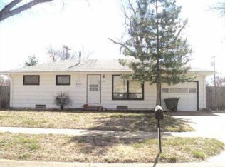 1209 Yale Ave, Salina, KS 67401