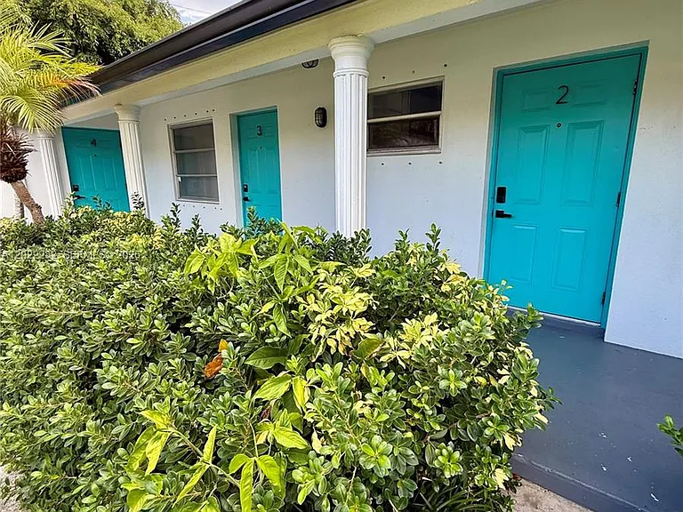 3210 Canal Dr #5 — Photo 7