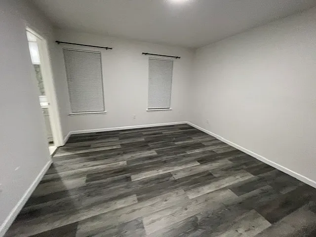 10327 Loma Vista Dr — Photo 3