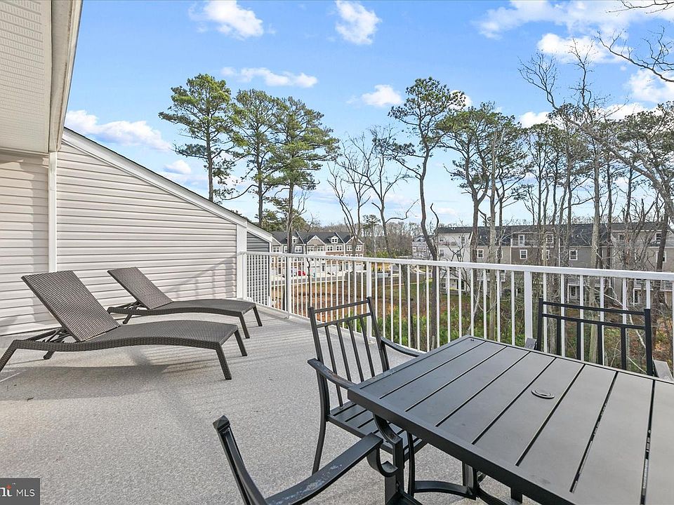 1st image of 9503 Seascape Ln #4