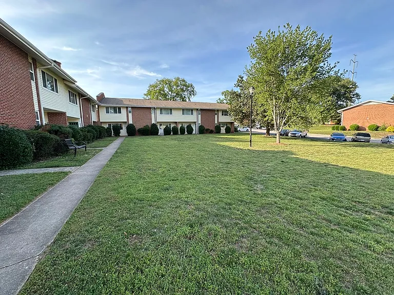 Front lawn area