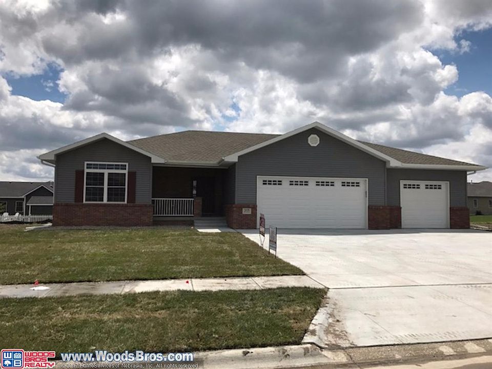 1st image of 253 Briarwood Ln