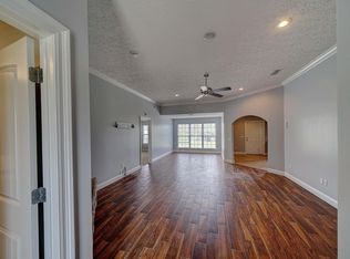 1011 Hopkins Ln, Southport, FL 32409