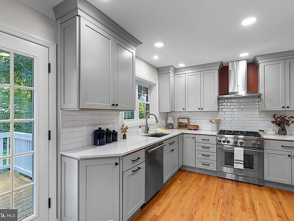 2nd image of 6317 Anneliese Dr
