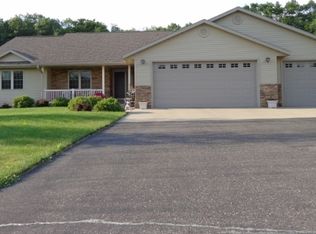 1815 Woodridge Cir, Custer, WI 54423