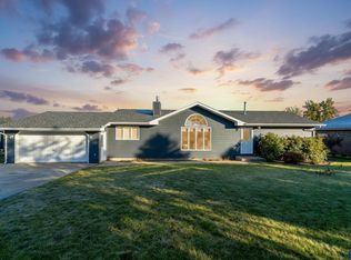 200 Best Point Dr, Madison, SD 57042