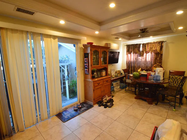 1310 W Fern Dr — Photo 11