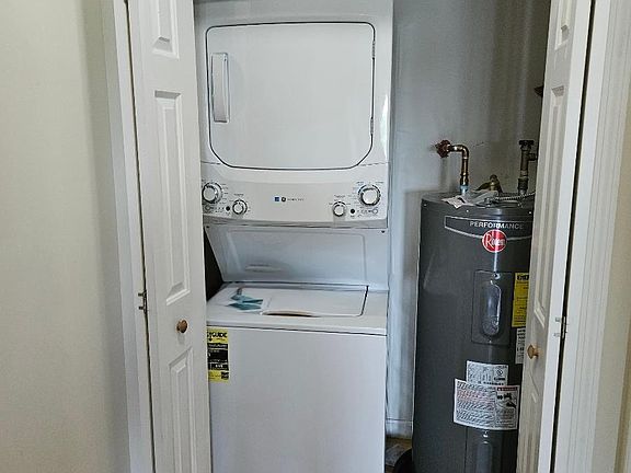 5th image of 84 Aborn St Unit 1403