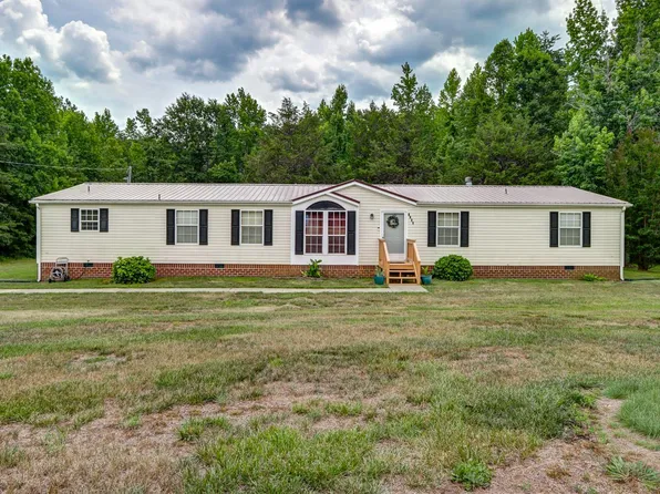5648 Moons Rd, Long Island, VA 24569