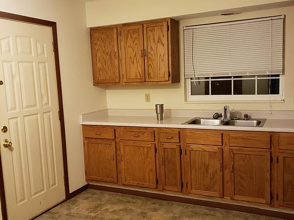 3rd image of 4414 NW Scenic Dr