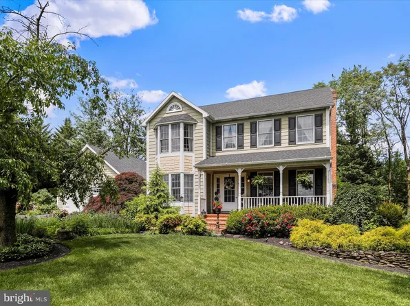 13018 Oak Hill Ave, Hagerstown, MD 21742