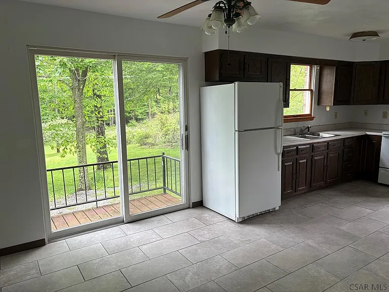 1405 Ocala Ave — Photo 9