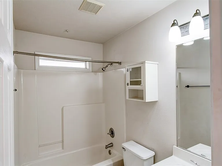 113 Karten Ln — Photo 18