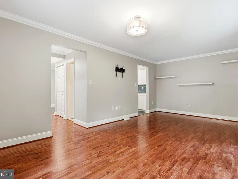 6410 Blarney Stone Ct — Photo 12
