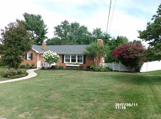 851 Kent Rd, Waynesboro, VA 22980