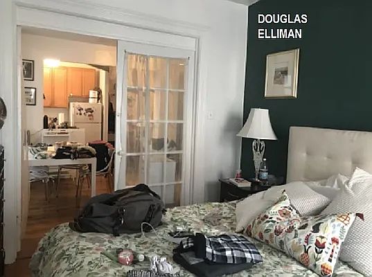 2nd image of 352 Saint Johns Pl APT 1