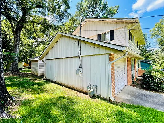 2nd image of 859 Forest Lake Dr S