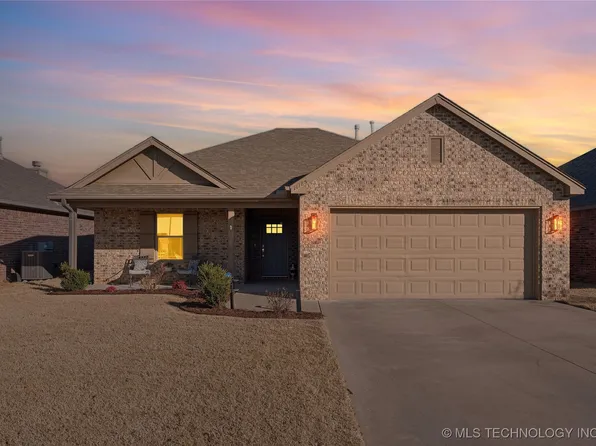 14185 S 270th East Ave, Coweta, OK 74429