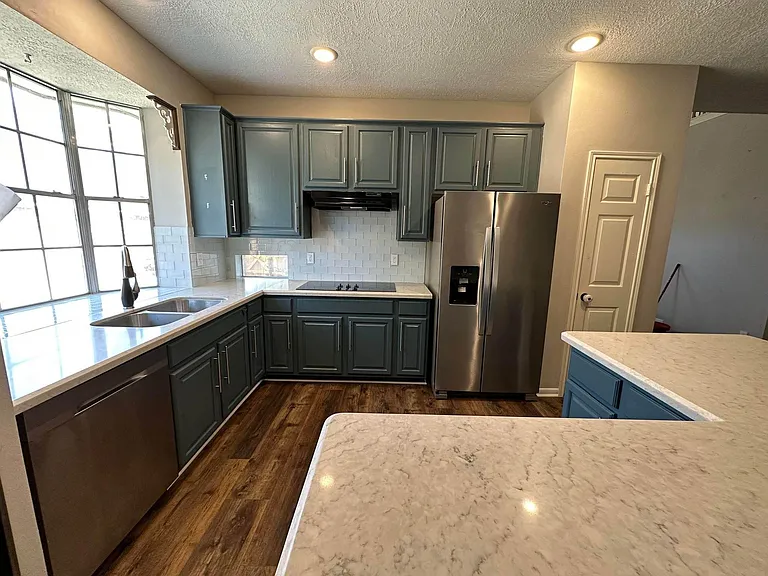4907 Greenriver Valley Dr — Photo 6
