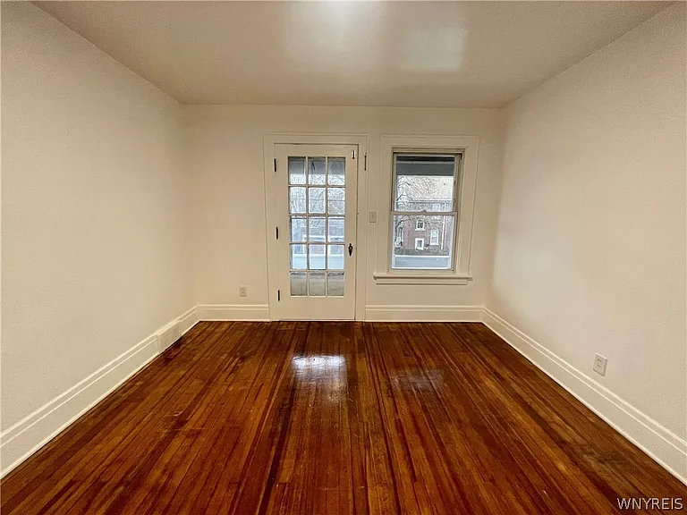 434 23rd St #UPPER — Photo 14