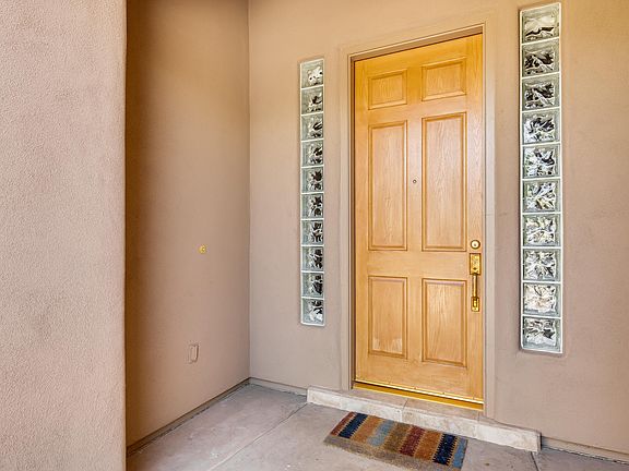 4th image of 14647 W Wilshire Dr