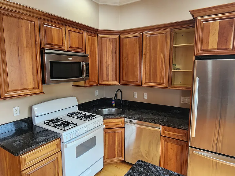 681 Tremont St #3 — Photo 6