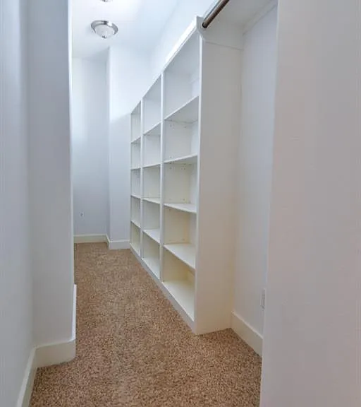1807 W Webster St — Photo 20