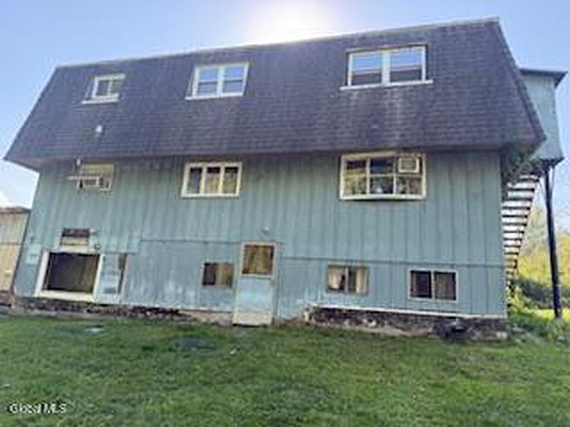 3rd image of 23 N Grandview Terrace
