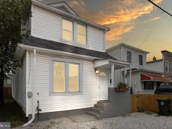 18 Woodland Ave, Baltimore, MD 21222
