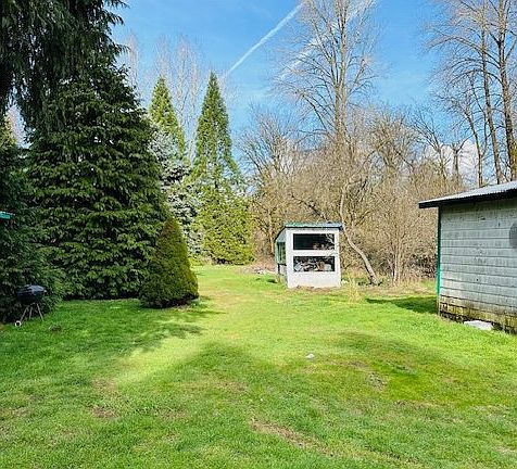 4th image of 21408 NE 58th St