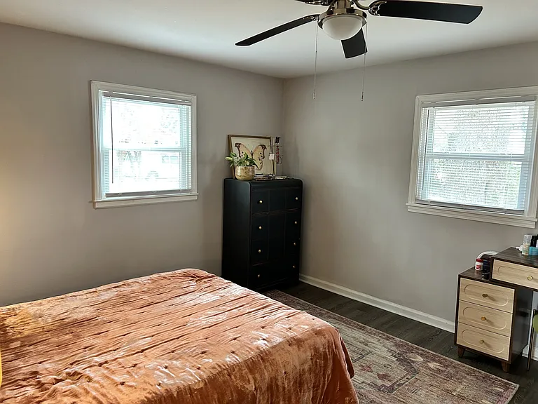 705 Chestnut St — Photo 10
