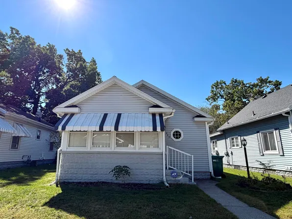 225 Stanley St, Mishawaka, IN 46545