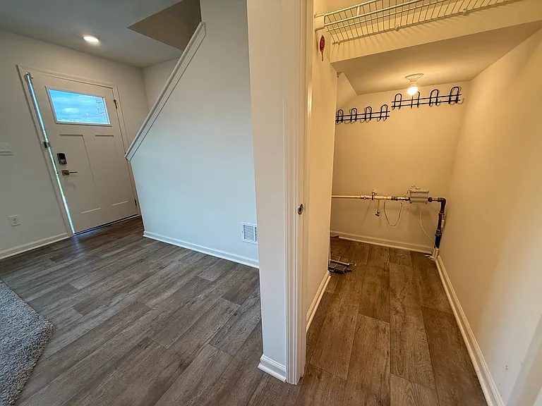 1442 Yosemite Way — Photo 19