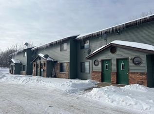 450 W Johnson St #B, River Falls, WI 54022