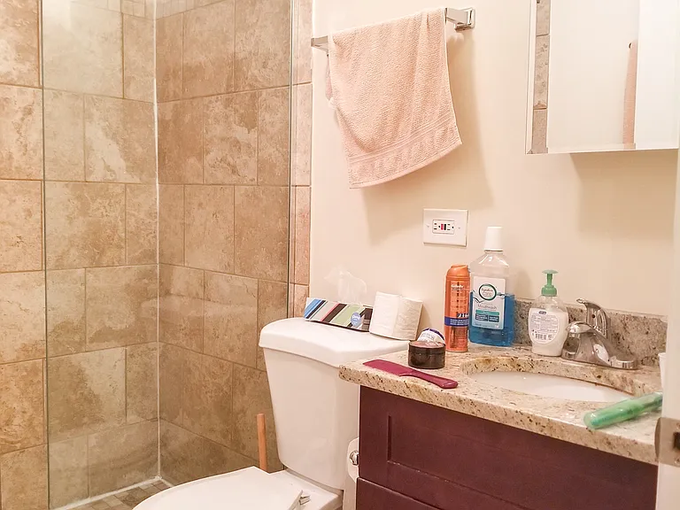 1641 W Waveland Ave — Photo 14