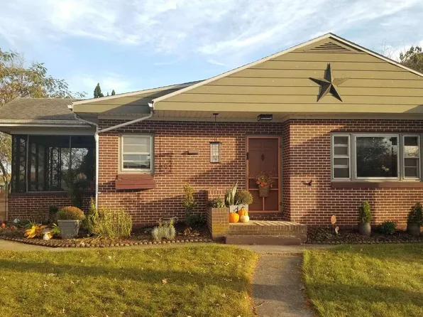 1208 Stanley Ave, Chambersburg, PA 17201