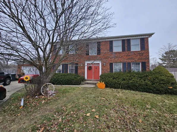 2402 Provine Cir, Urbana, IL 61801