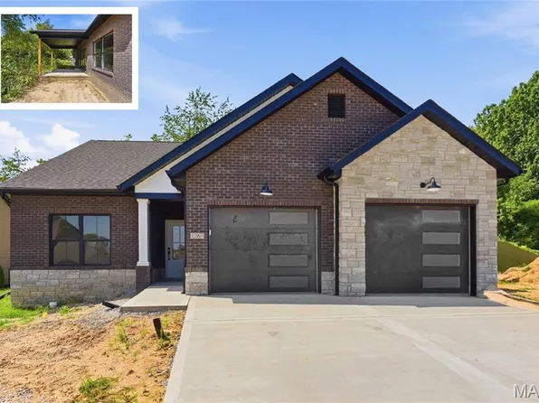 1265 Pebble Beach Dr, Caseyville, IL 62232