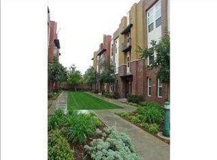 742 W 1st St, Claremont, CA 91711