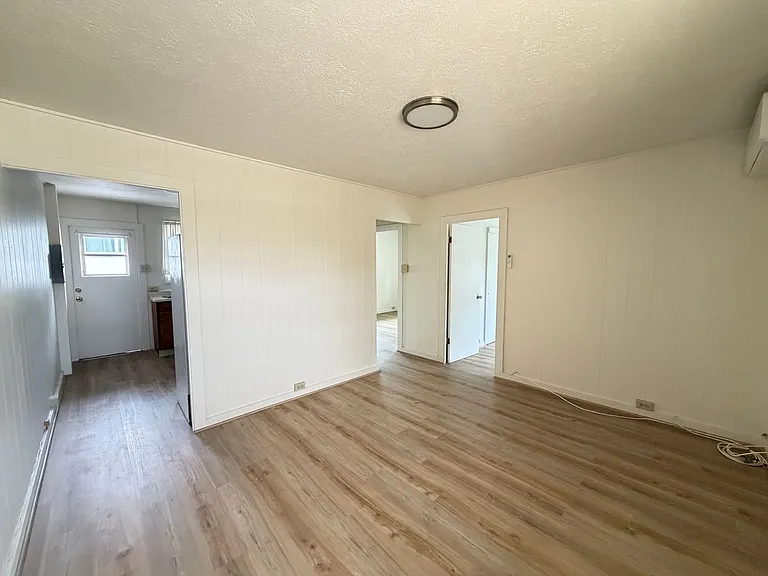 2724 Date St #A4 — Photo 2