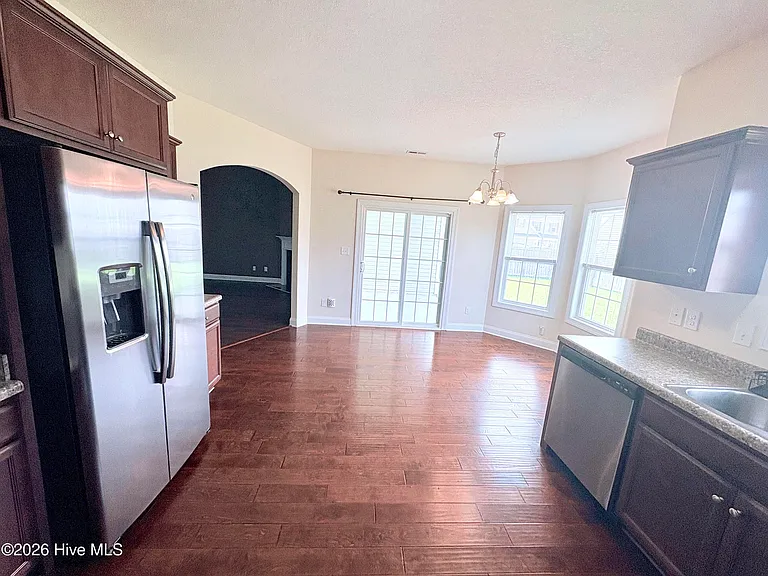 311 Aquamarine Cir — Photo 15