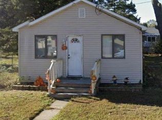 144 E Delaware Pkwy, Villas, NJ 08251