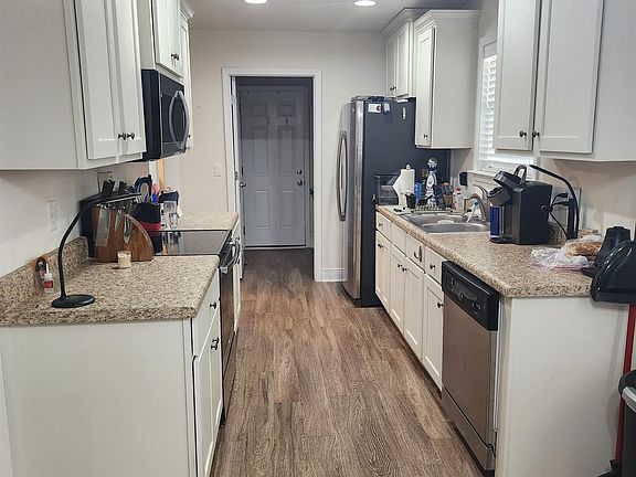 2nd image of 1716 Firefly Ln
