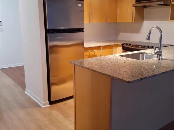 96 Saint Patrick St, Toronto, ON