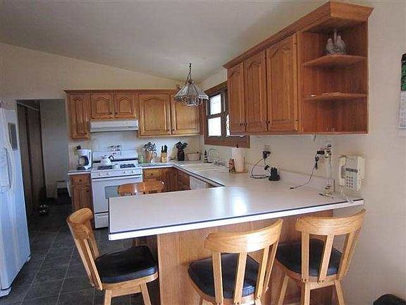 5th image of 41 Sunny Hill Dr