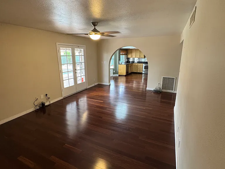 6228 W Cortez St — Photo 28